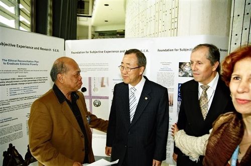 Romulo V. Tajon und Ban Ki-Moon